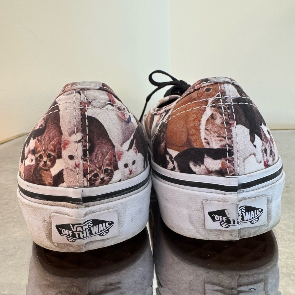 Vans ASPCA Limited Edition - Picture 3 of 6